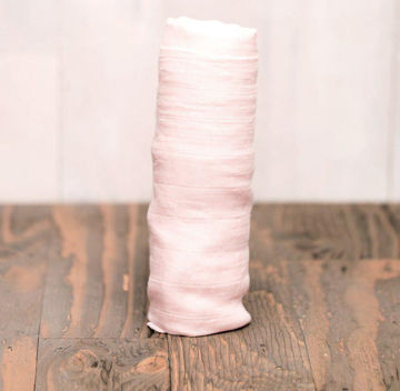 Picture of Deluxe Bamboo Muslin Swaddle Single - Blush by Little Unicorn