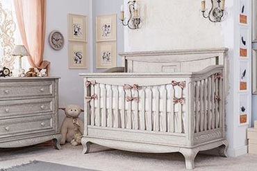 convert queen bed to crib