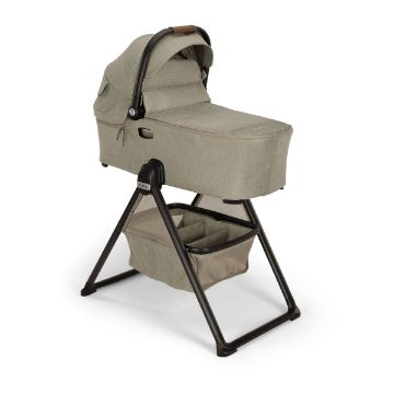 Picture of Demi Next Bassinet & Stand Hazelwood