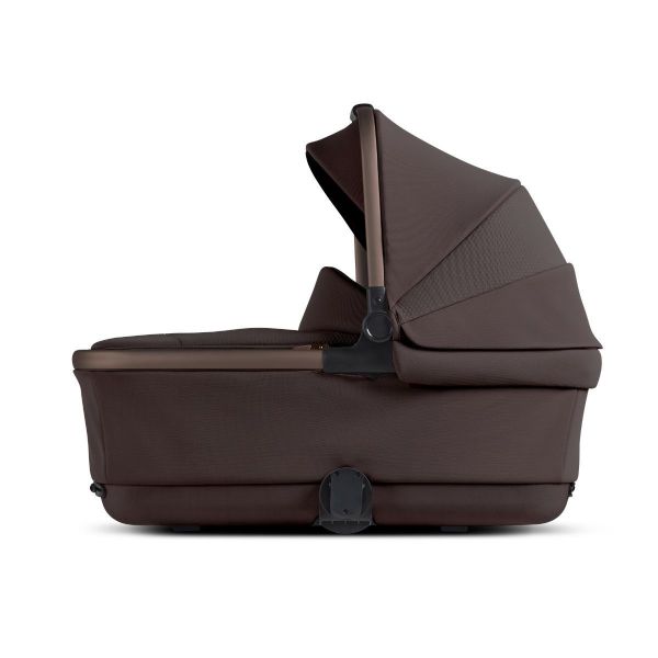 Picture of Reef 2 Folding Bassinet - Ganache | Silver Cross