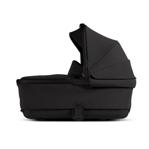 Picture of Reef 2 Folding Bassinet - Nocturne | Silver Cross